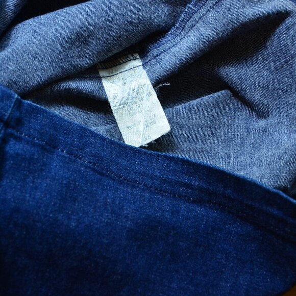 Vintage Anthropologie Denim Skirt with Lace Trim Size XS - Picture 5 of 6